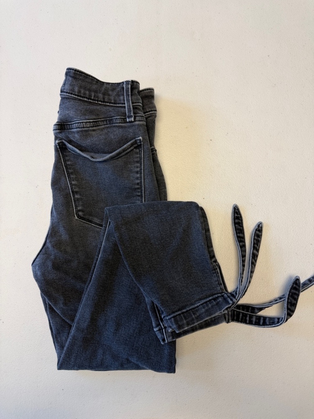 Abercrombie & Fitch High Rise Super Skinny Ankle Jeans